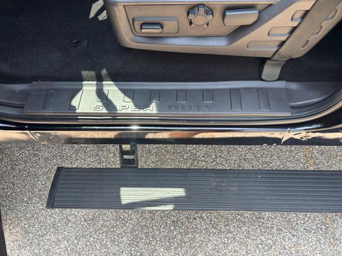 Used 2009 Ford F350 Harley-Davidson AWD/4WD image 17