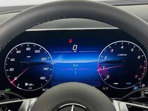 New 2026 Mercedes-Benz GLC 300 4MATIC image 18