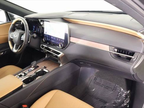 Certified 2026 Lexus RX 350h w/ Convenience Package AWD/4WD image 9