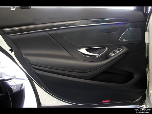 Used 2017 Mercedes-Benz S 550e image 31