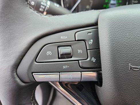 Certified 2025 Cadillac XT6 Premium Luxury w/ LPO, Floor Liner Package image 27