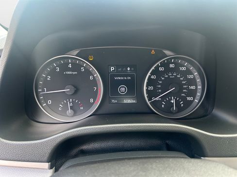 Used 2018 Hyundai Elantra Value Edition w/ Cargo Package image 11