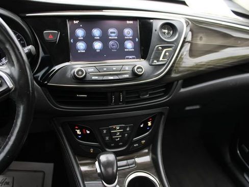 Used 2020 Buick Envision Premium AWD/4WD image 15