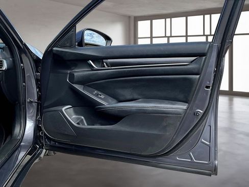 Used 2019 Honda Accord Sport image 27