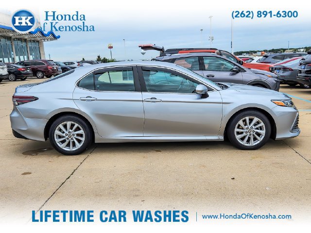 Used 2022 Toyota Camry LE w/ Cold Weather Package FWD image 4
