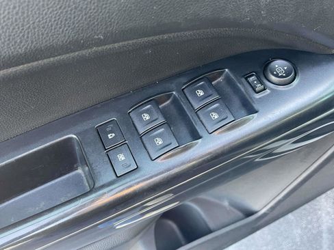 Used 2015 GMC Canyon SLE w/ All-Terrain Package image 20