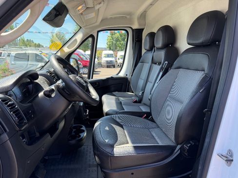 Used 2023 RAM ProMaster 3500 FWD image 16
