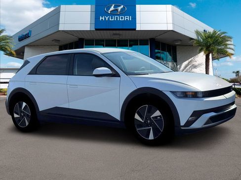 New 2026 Hyundai Ioniq 5 SEL image 11