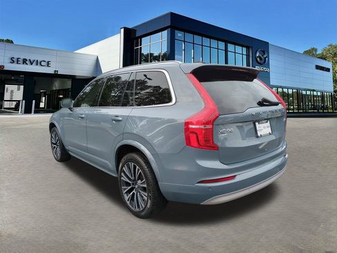 Used 2022 Volvo XC90 T5 Momentum w/ Advanced Package FWD image 6