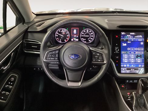 Certified 2025 Subaru Outback Limited AWD/4WD image 12