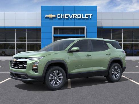 New 2026 Chevrolet Equinox LT FWD image 2