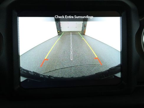 Used 2018 Jeep Wrangler Unlimited Rubicon image 16