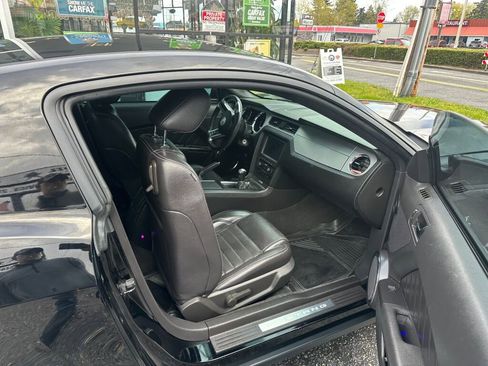 Used 2012 Ford Mustang Premium w/ Electronics Pkg RWD image 13