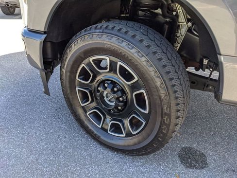 Certified 2024 Ford F250 Platinum image 35