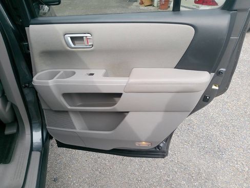 Used 2011 Honda Pilot EX image 28