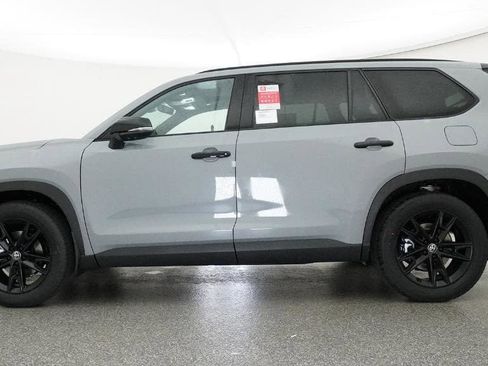 New 2026 Toyota Grand Highlander AWD Hybrid image 19