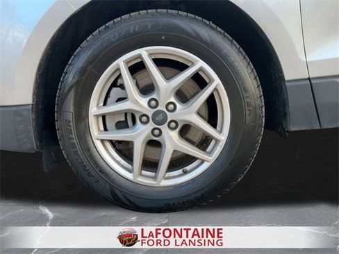 Used 2023 Ford Edge SEL image 32