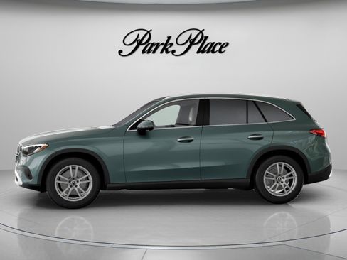 Used 2026 Mercedes-Benz GLC 300 image 6
