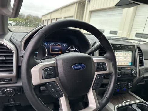Used 2019 Ford F250 Lariat image 6