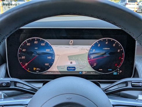 Certified 2025 Mercedes-Benz GLC 300 4MATIC image 21