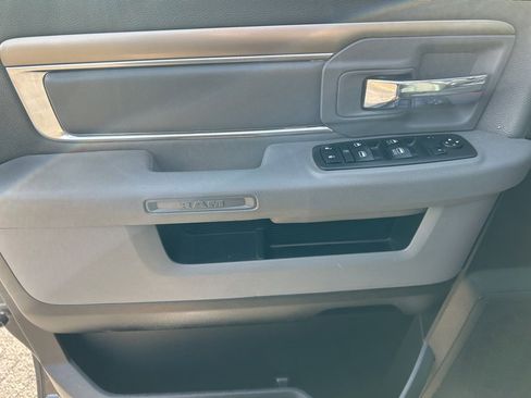 Used 2017 RAM 1500 Big Horn image 12