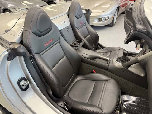 Used 2007 Pontiac Solstice GXP w/ Premium Package image 22