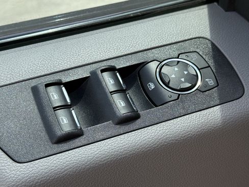 Used 2018 Ford F150 XL w/ Equipment Group 101A Mid AWD/4WD image 25