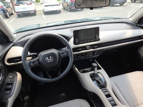 Used 2024 Honda HR-V LX image 21