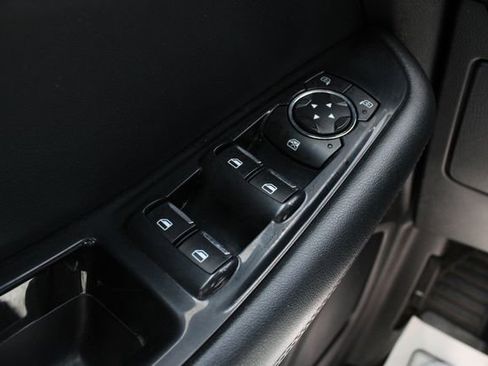 Used 2017 Ford Edge SEL w/ Canadian Touring Package AWD/4WD image 8