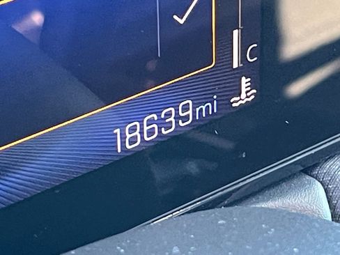 Used 2025 Chevrolet TrailBlazer LT image 40