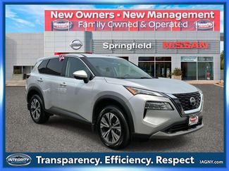 Used 2021 Nissan Rogue SV image 1