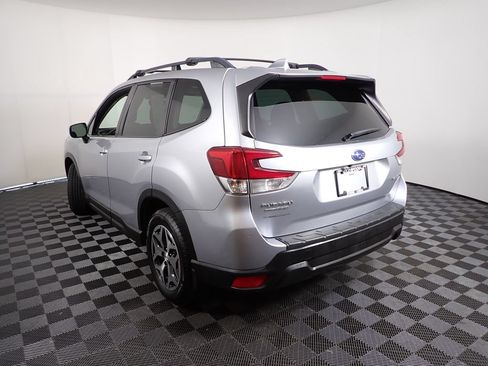 Used 2019 Subaru Forester Premium w/ Popular Package #1 AWD/4WD image 13