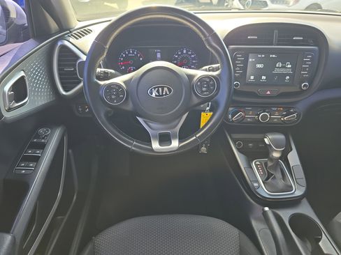 Certified 2020 Kia Soul X-Line FWD image 13