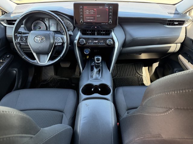 Used 2022 Toyota Venza LE AWD/4WD image 9