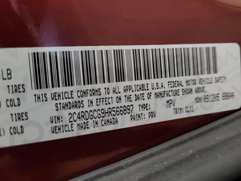 Used 2017 Dodge Grand Caravan SXT FWD image 33