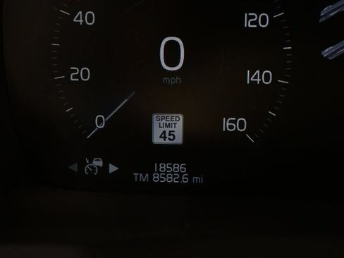 Used 2022 Volvo XC90 T6 Inscription w/ Lounge Package AWD/4WD image 12