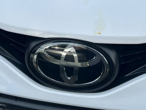 Used 2023 Toyota Camry LE image 10