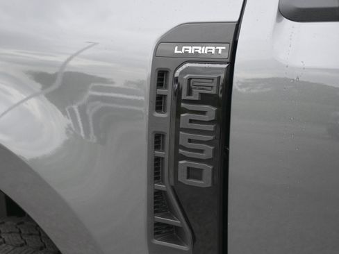 New 2026 Ford F250 Lariat w/ Black Appearance Package AWD/4WD image 12