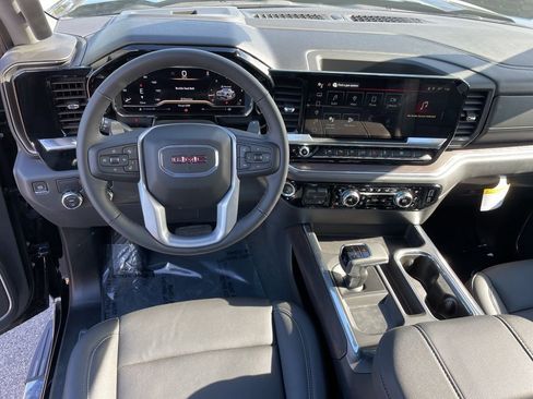 Used 2025 GMC Sierra 1500 SLT w/ SLT Premium Plus Package image 27