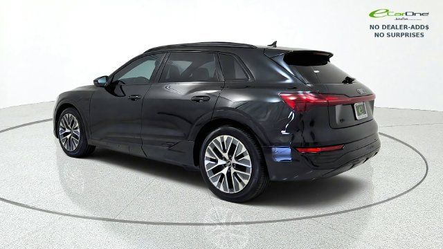 Used 2024 Audi Q8 e-tron Prestige w/ Prestige Package AWD/4WD image 7