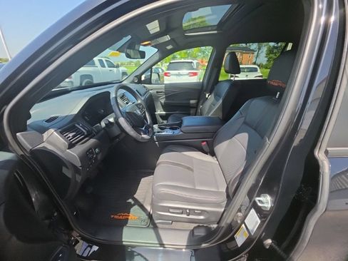 Certified 2025 Honda Passport TrailSport image 14