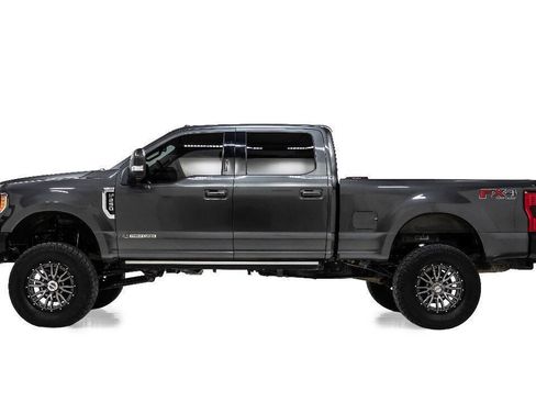 Used 2019 Ford F250 Lariat w/ Lariat Ultimate Package AWD/4WD image 6