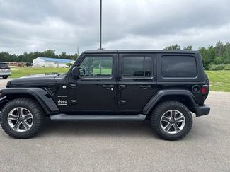 Used 2018 Jeep Wrangler Unlimited Sahara AWD/4WD video 2