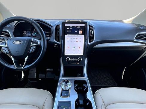 Certified 2023 Ford Edge SEL w/ Convenience Package AWD/4WD image 16