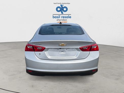 Used 2021 Chevrolet Malibu LS FWD image 6
