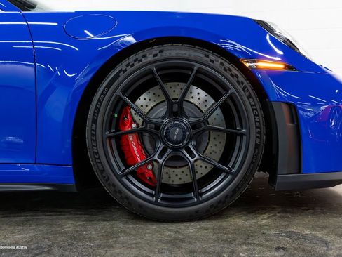 Used 2026 Porsche 911 GT3 RWD image 16