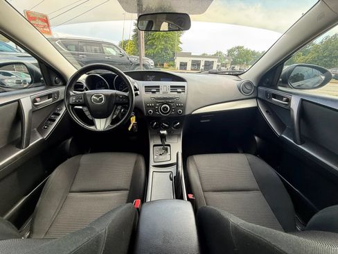 Used 2012 MAZDA MAZDA3 i Touring FWD image 22