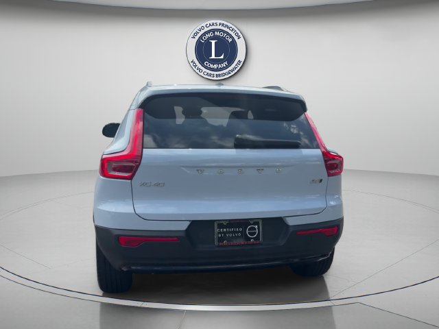 Certified 2026 Volvo XC40 B5 Plus AWD/4WD image 12