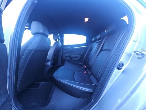 Used 2018 Honda Civic Sport Touring image 9