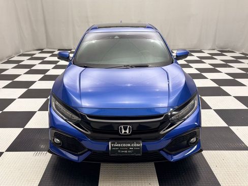 Used 2019 Honda Civic Sport Touring image 2